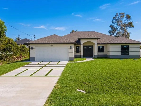 813 Bell Blvd S, Lehigh Acres, FL 33974