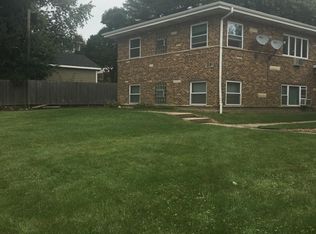 29 Greenwood St #1, Glen Ellyn, IL 60137