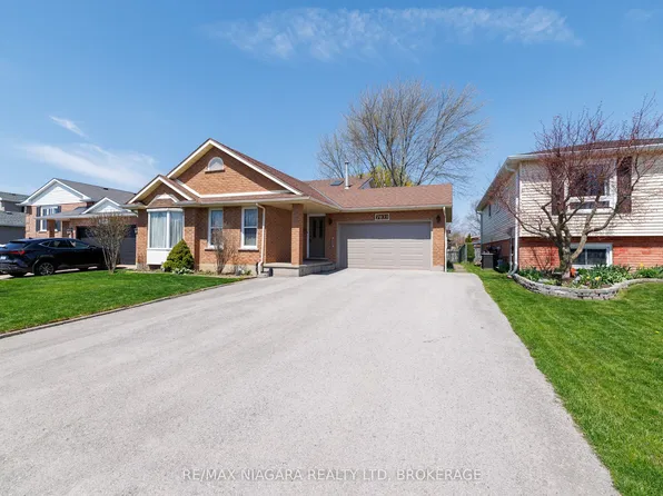 7821 Windfield St, Niagara Falls, ON L2H 2X5