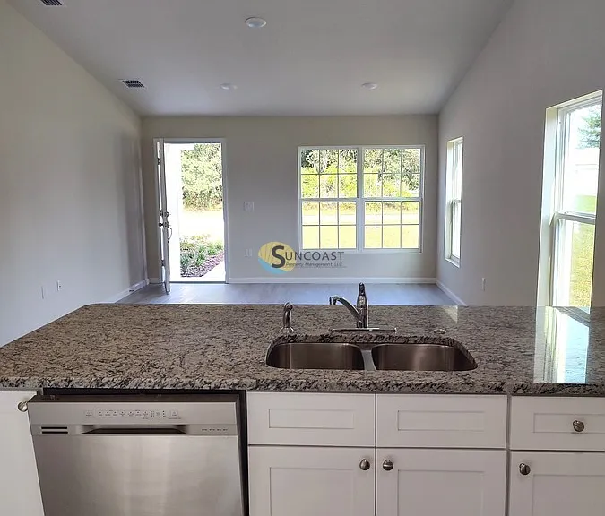14965 SW 48th Ave — Photo 3