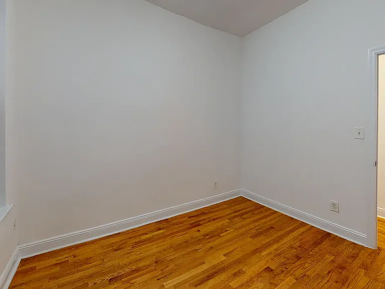 234 E 87th St #4C — Photo 5