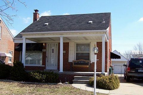 1st image of 9865 Quandt Ave