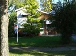 1109 W Hillside Dr, Bensenville, IL 60106