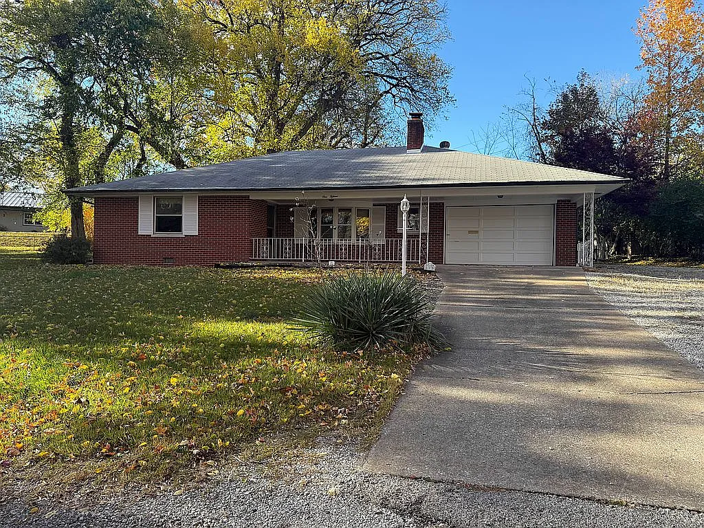 115 Pawnee Dr photo 1