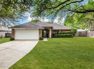 804 Sunny Oaks Ct, Pflugerville, TX 78660