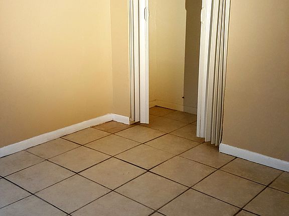 4th image of 5618 4th Ave