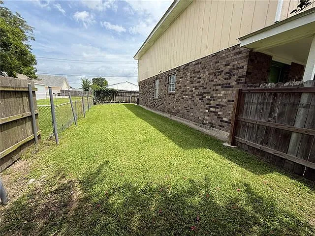 588 Oak Ave #A — Photo 14