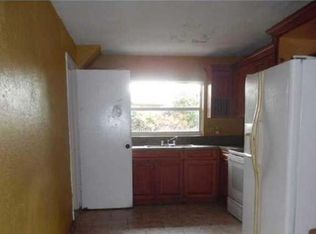 3840 SW 10th St, Fort Lauderdale, FL 33312