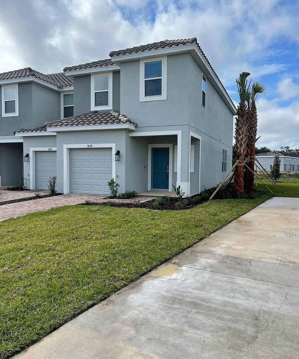 3 bed, 1553 sqft, $2,190 — Photo 1