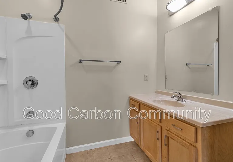 346 Connecticut St #203 — Photo 12