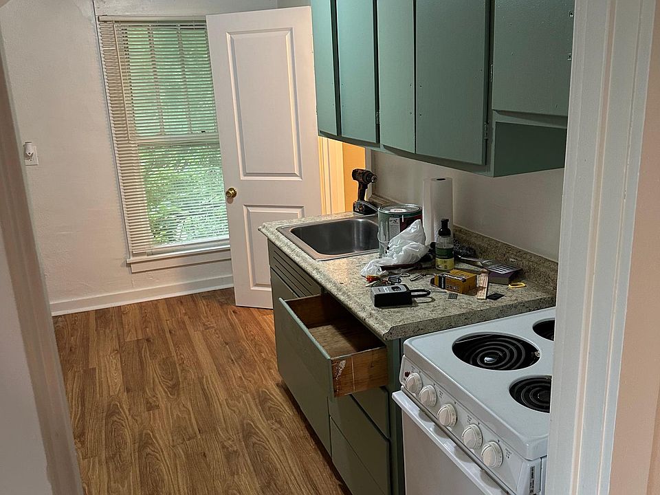 1003 SW Munson Ave Topeka, KS, 66604 Apartments for Rent Zillow