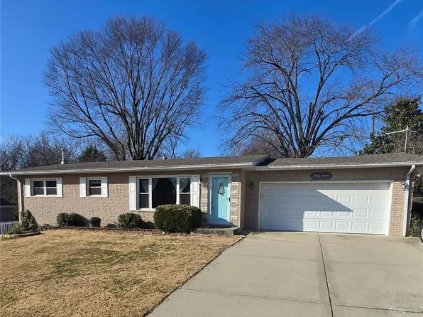 37 Pat Dr, Collinsville, IL 62234