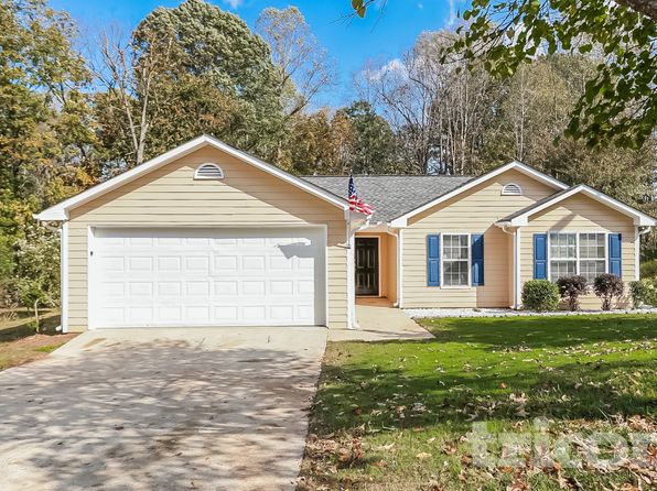 312 Reisling Dr
