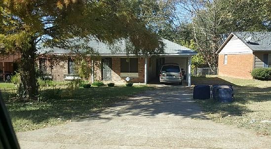 1st image of 909 Driftwood St