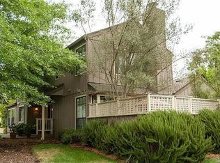 18020 Harvard Ct, Sonoma, CA 95476