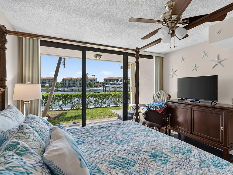 2401 Marina Isle Way #105 — Photo 29