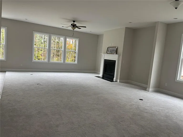 3750 Crestland Ln — Photo 5