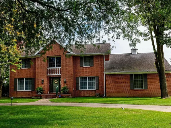 3040 Twin Pines Point, Elkhart, IN 46514