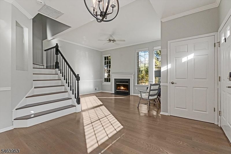 1st image of 31 Witherspoon Ct
