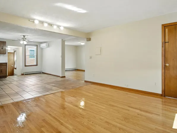 111 Albion St #B, Wakefield, MA 01880