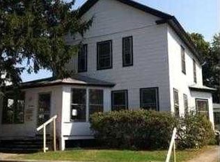 14 Holman St, Oxford, MA 01540