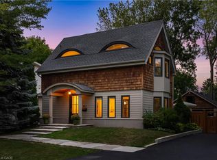 423 Smith Ave, Burlington, ON L7R2T9