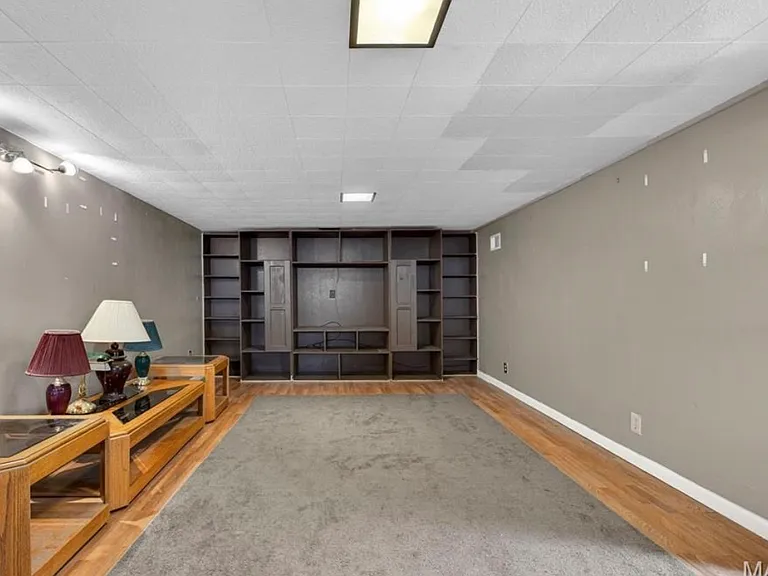 Lido Ln — Photo 15