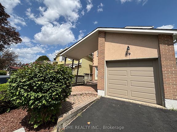 4th image of 29 Snowshoe Cres