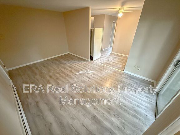 4th image of 2743 Queen City Ave APT 6