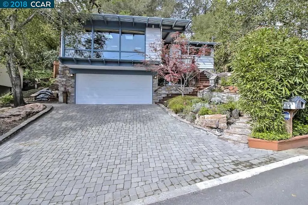 39 Berkeley Ave photo 1