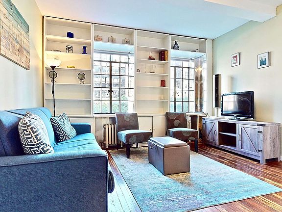 3rd image of 45 Tudor City Pl APT 818