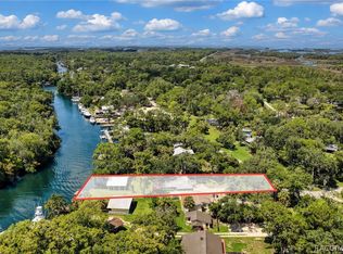 6509 Riverside Dr, Yankeetown, FL 34498