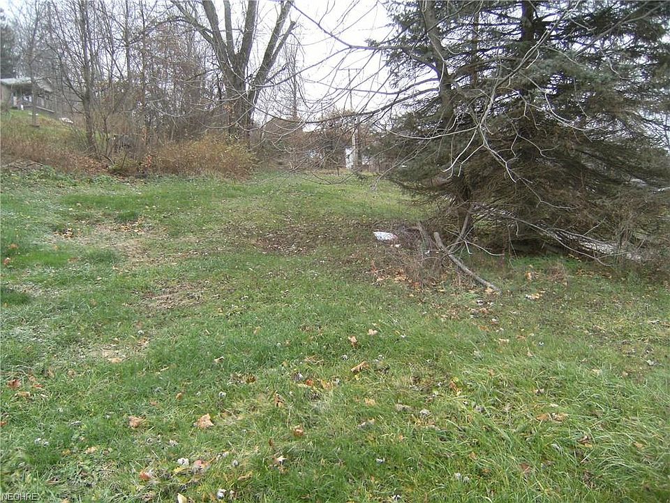 1st image of 722 S 8th St