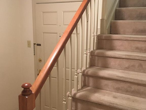 2nd image of 209 Woodmere Dr