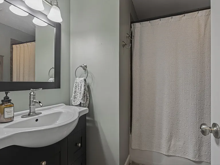 5515 Country Dr — Photo 20