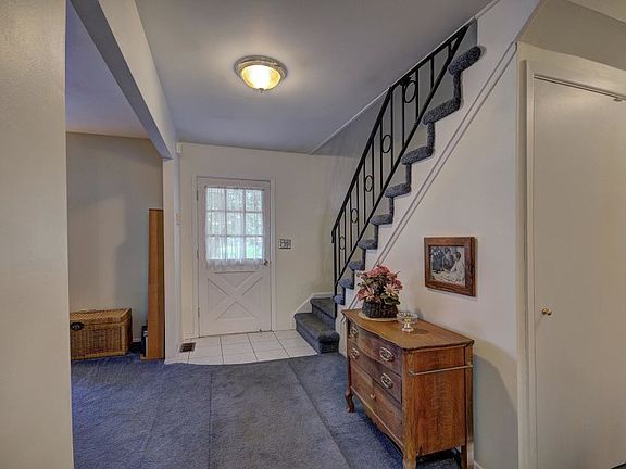 5th image of 257 Berger St