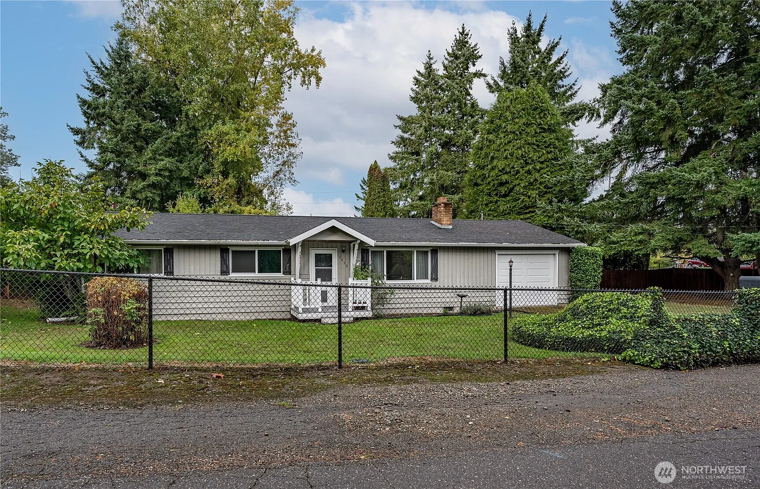 1450 Bill Avenue photo 1