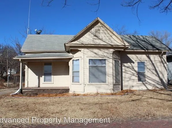 326 Vattier St, Manhattan, KS 66502