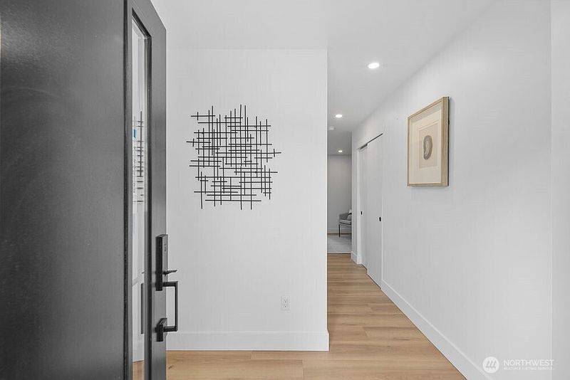 3rd image of 1212 NE 100th Street