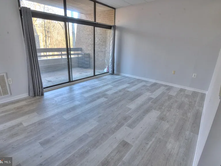 2110 Green Watch Way #11/200A — Photo 5