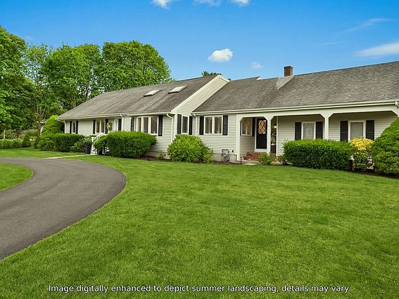 5th image of 7 Oxford Dr