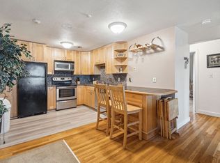 980 N Main St APT 8, Randolph, MA 02368
