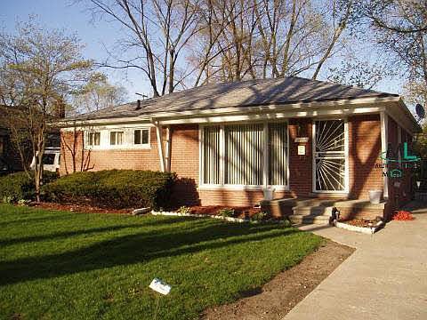 1st image of 21650 Sussex St