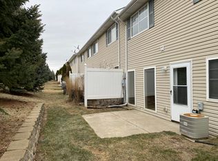 15337 Amy Plz, Omaha, NE 68137