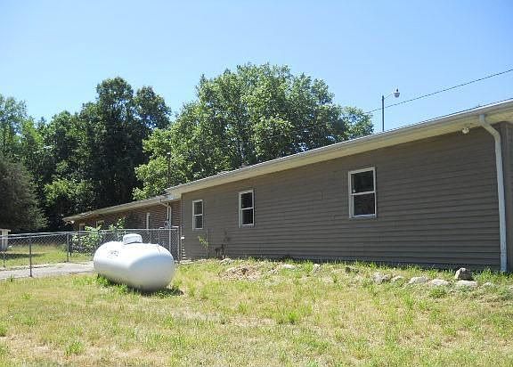 3rd image of 2085 S 36th St