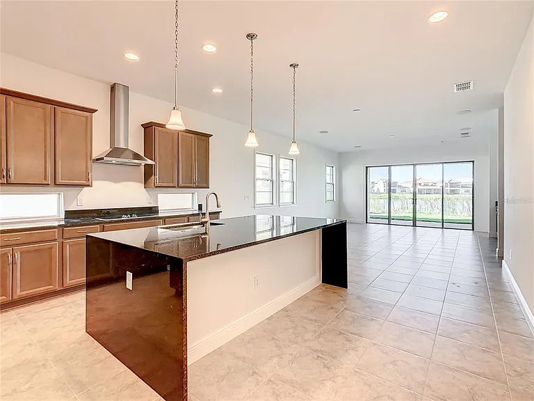 13899 Larkton Ln — Photo 42