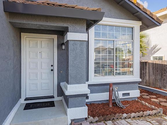 4th image of 5036 Lynbrook Drive