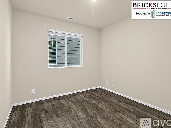 4th image of 10658 187th St E