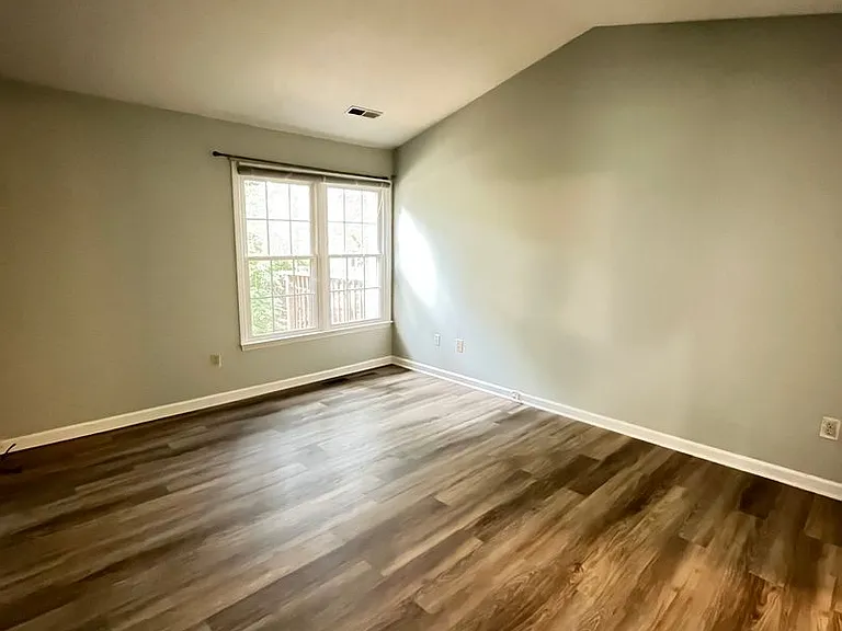 816 Market Pl — Photo 28