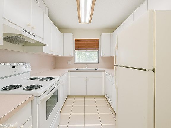 2nd image of 2645 SW 28th Ct